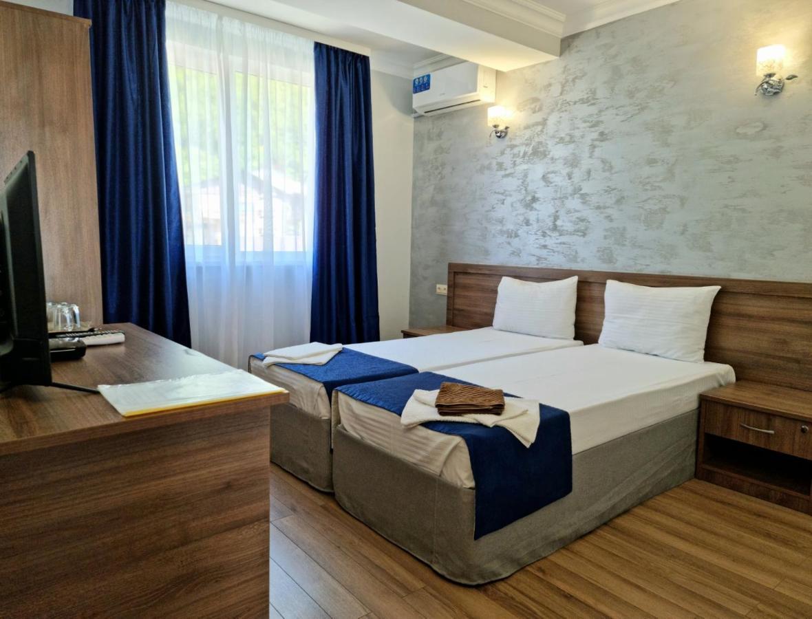 Nobi Guest House Gagra Exterior foto