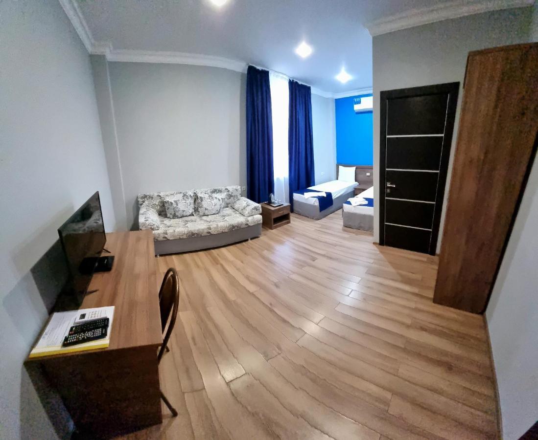 Nobi Guest House Gagra Exterior foto