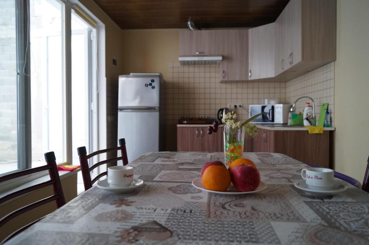 Nobi Guest House Gagra Exterior foto